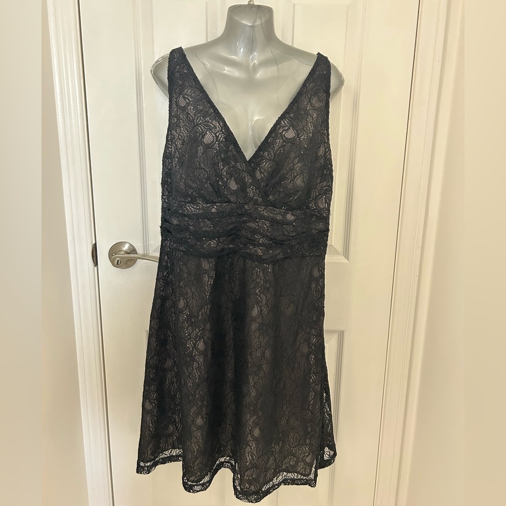 Black Lace Esprit  Dress, V-Neck with Ruching Around Waist